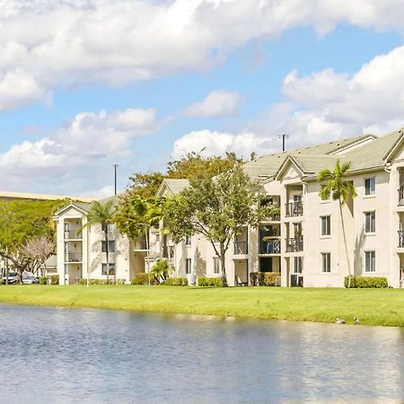 Stunning Centrally Located Apartments At New River Cove In South Florida Fort Lauderdale Buitenkant foto