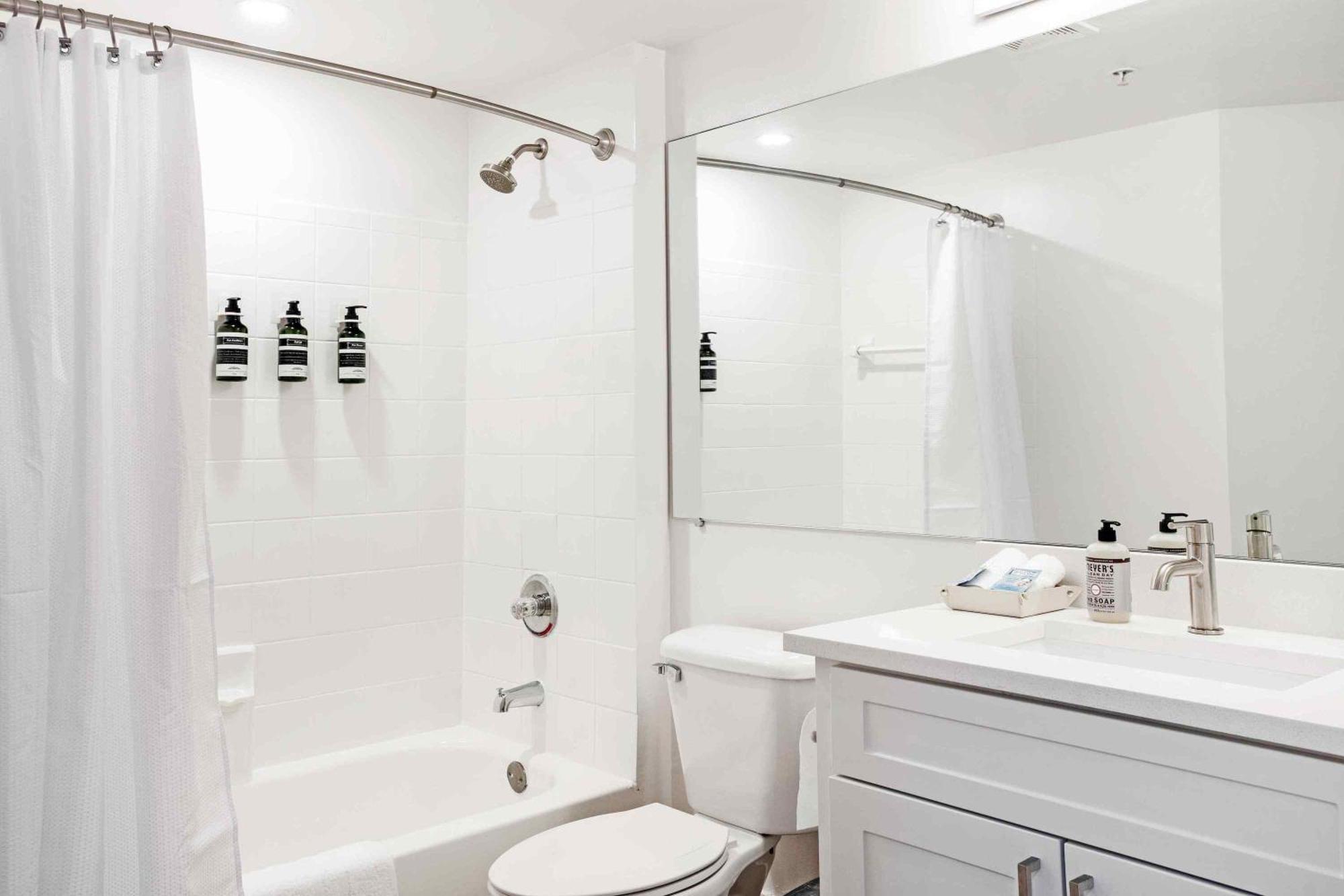 Stunning Centrally Located Apartments At New River Cove In South Florida Fort Lauderdale Buitenkant foto